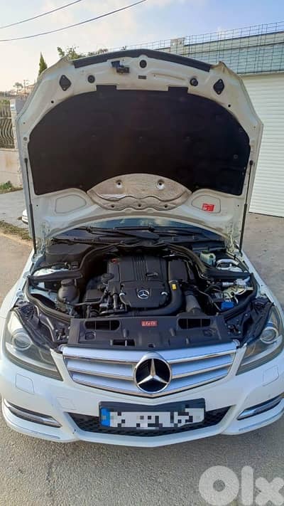 Mercedes-Benz C-Class 2012