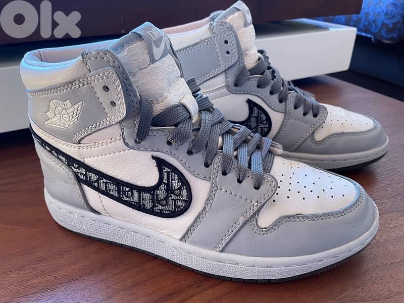 Dior x Air Jordan 1 High OG 3