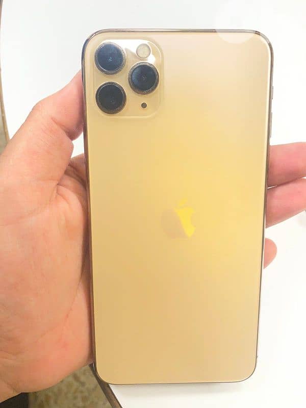 iphone 11 pro max used as new 0