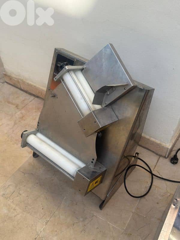 رقاقة dough sheeter 0