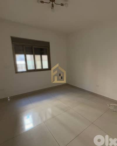 APartment for rent in Mar Elias ML563 شقة للإيجار في مار إلياس