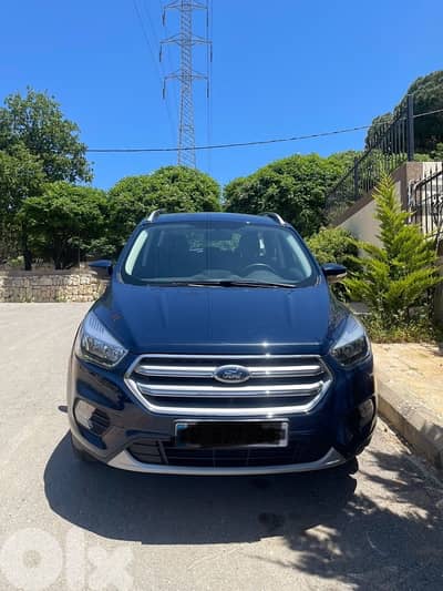 Ford Escape 2019 meshe 4,700 km !!! only all file in company