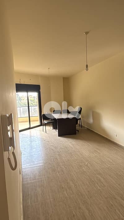 Apartment For Sale in Bouar - شقة للبيع في البوار
