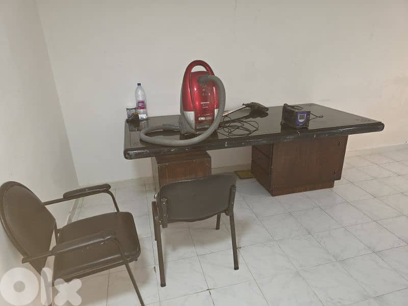 tables and bureau 4
