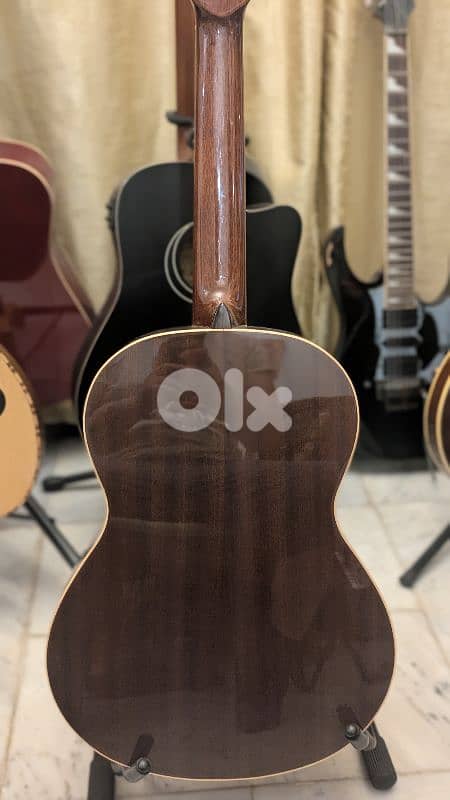 professional classical guitar Alhambra 5