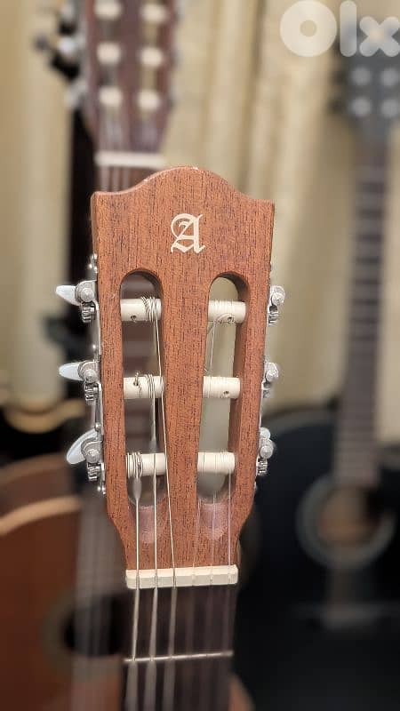 Alhambra professional guitar 2