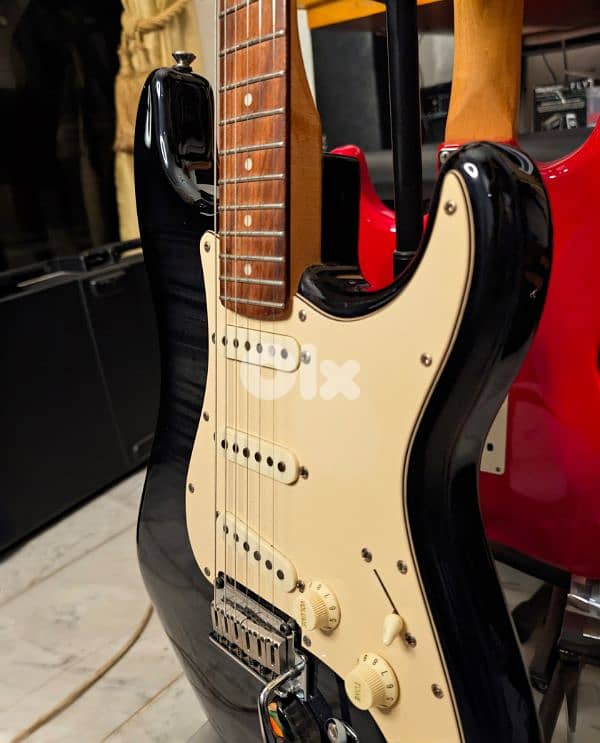 squier standard series electric guitar 0