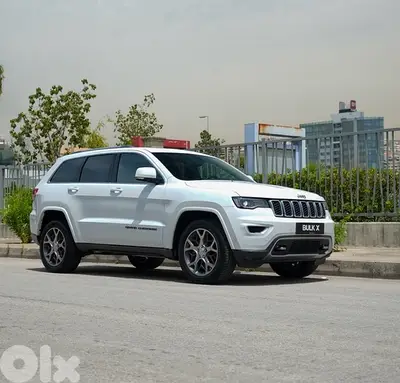 Grand Cherokee STERLING EDITION  !!  2018 MY - Led Lights - 0 Accident