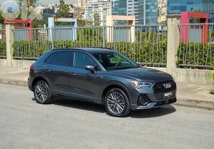 Audi Q3 45 TFSI - S-Line - Panoramic Roof - CLEAN CARFAX !!!
