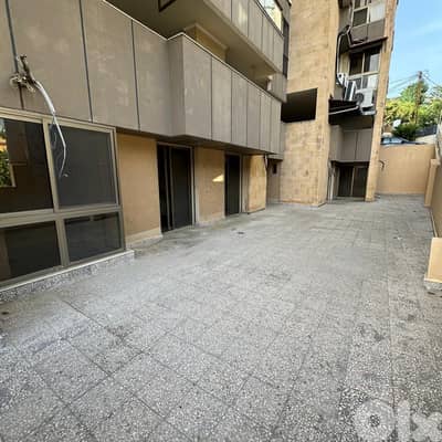 420sqm Apartment For Sale in Hazmieh -  شقة 420م للبيع في الحازمية