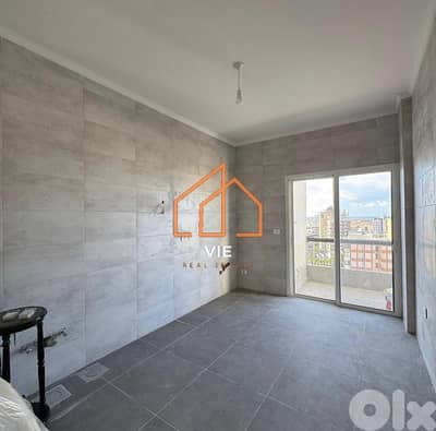 180sqm Apartment For Sale in Zalka - شقة 180م للبيع في الزلقا
