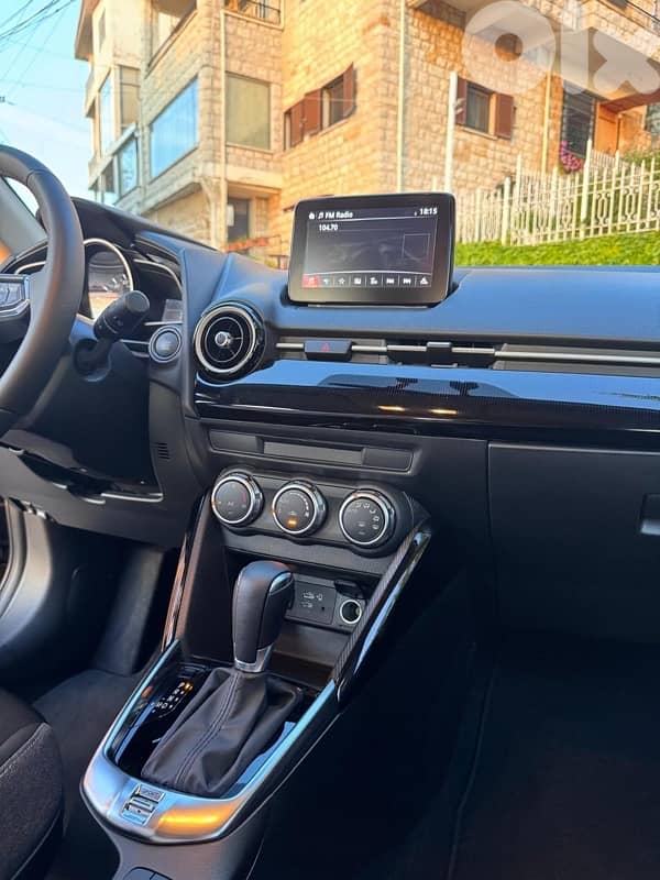 Mazda 2 2026 0