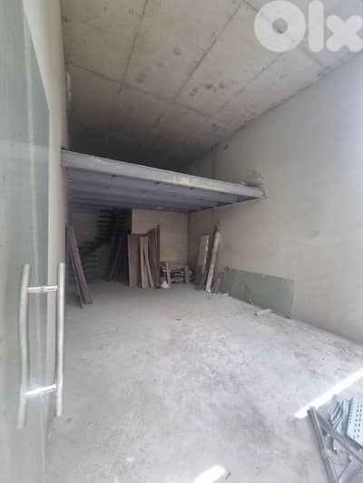 A shop for sale in Ashrafieh 560,000$ محل للبيع في الأشرفية