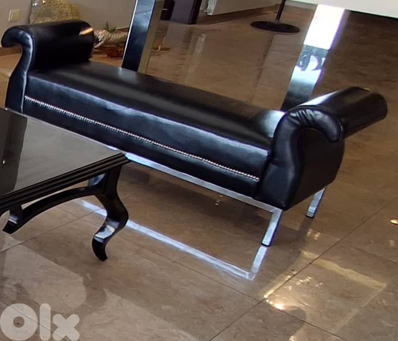 furniture and decoration items for an office 3