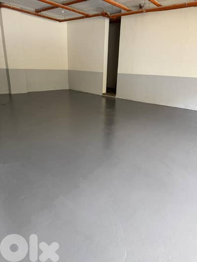 Prime Location Showroom For Rent In Mansouriehصالة للاجار في المنصورية