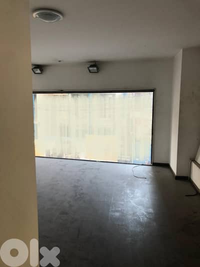 Shop in Ashrafieh /محل في الأشرفية للايجار