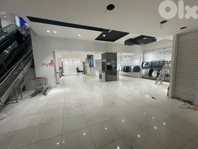 2300 Sqm Showroom For Rent In Hamra صالة عرض للاجار في الحمرا