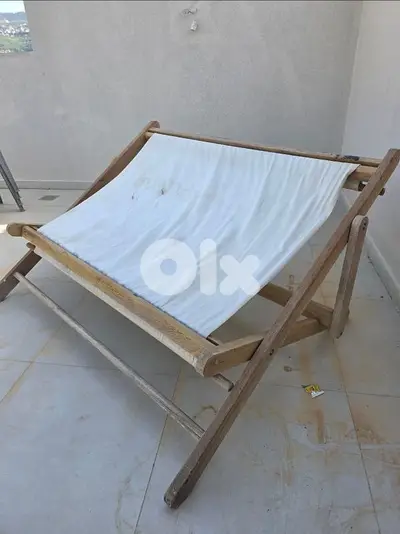 Wooden Balcony Lounge Chair / Daybed – Solid & Comfortable