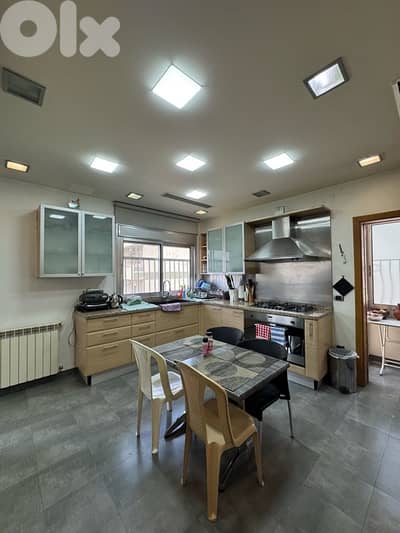 Furnished Loft for sale Badaro - شقة للبيع مفروشة في بدارو موقع مميز