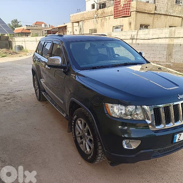 Jeep Cherokee 2011 0
