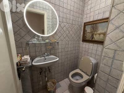 Apartment + balcony in Ashrafieh for sale/شقة + شرفة في الأشرفية للبيع