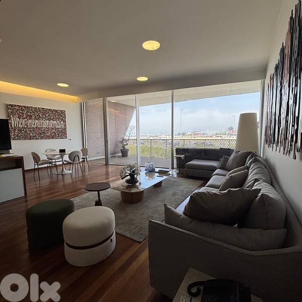 215 Sqm Apartment in Yacht Club - Downtown 0