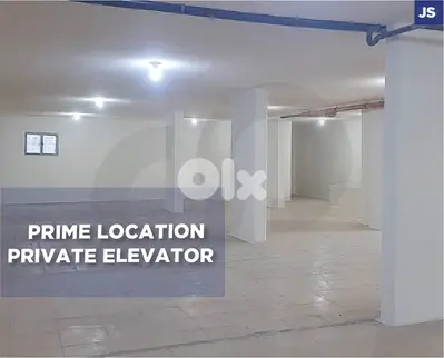 Prime location - private elevator ,Hazmieh /حازميه REF#JS133159