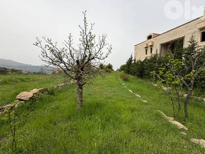 Land for sale in Mrouj أرض للبيع في مروج