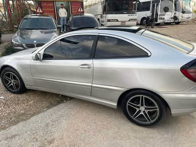 Mercedes-Benz C230  2002