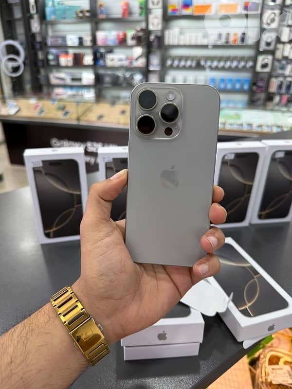 IPHONE 16 PRO 256GB OPEN BOX 1