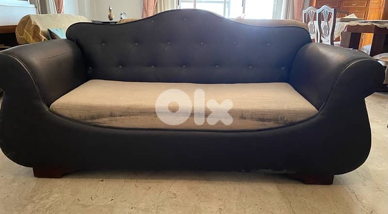 2 Sofas 3