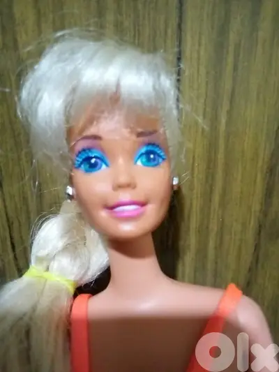 GLITTER BEACH Barbie Rare Mattel1992+glitter beach swimwear great doll