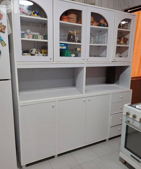Very large kitchen closet 0
