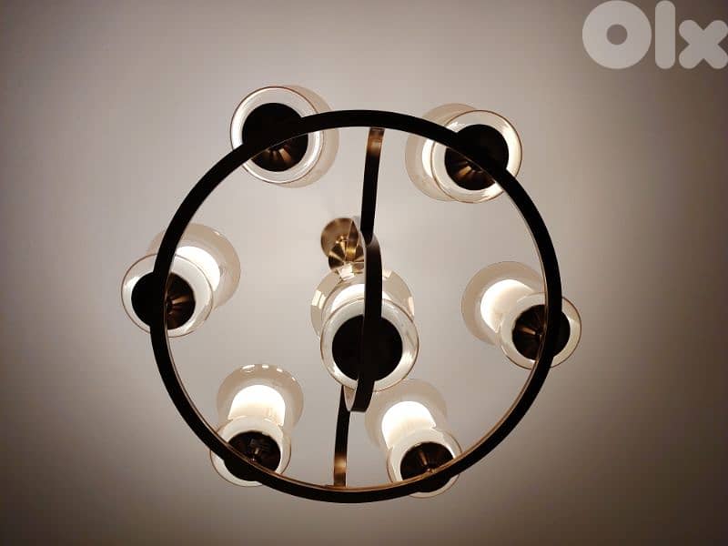 Chandelier 0