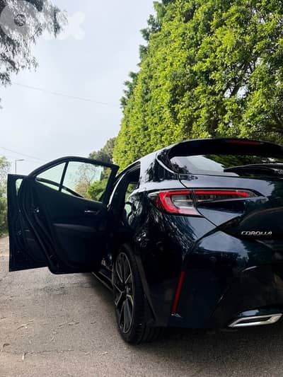 Toyota Corolla SE Low Mileage خارقة من الزوائد
