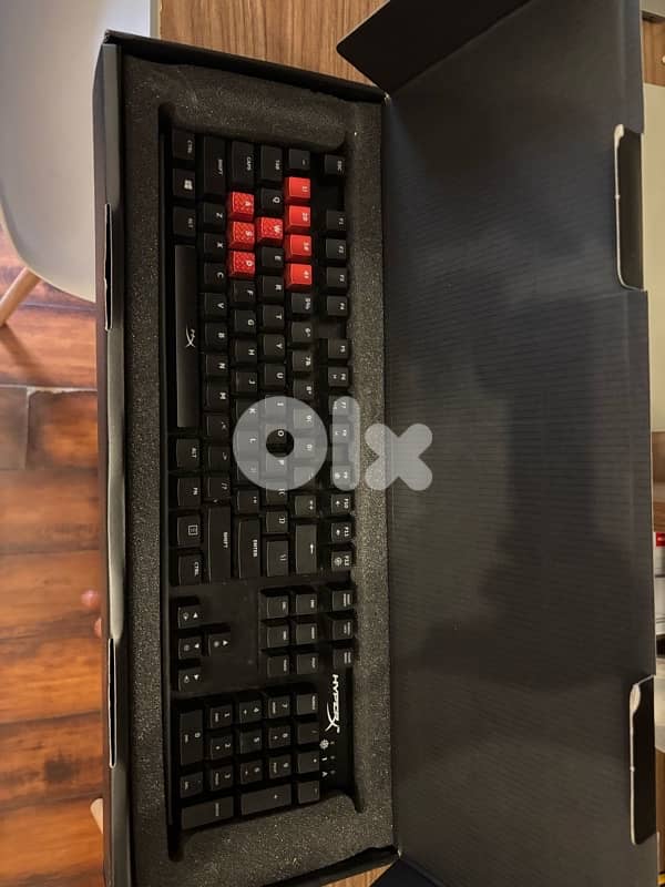 Hyperx keyboard+mouse+moused pad 0