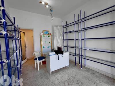 GMB203JC - Shop For Rent In Blat  - محل تجاري للإيجار في بلاط
