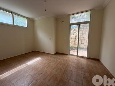 GMB205JC - Apartment For Sale In Amchit - شقة للبيع في عمشيت