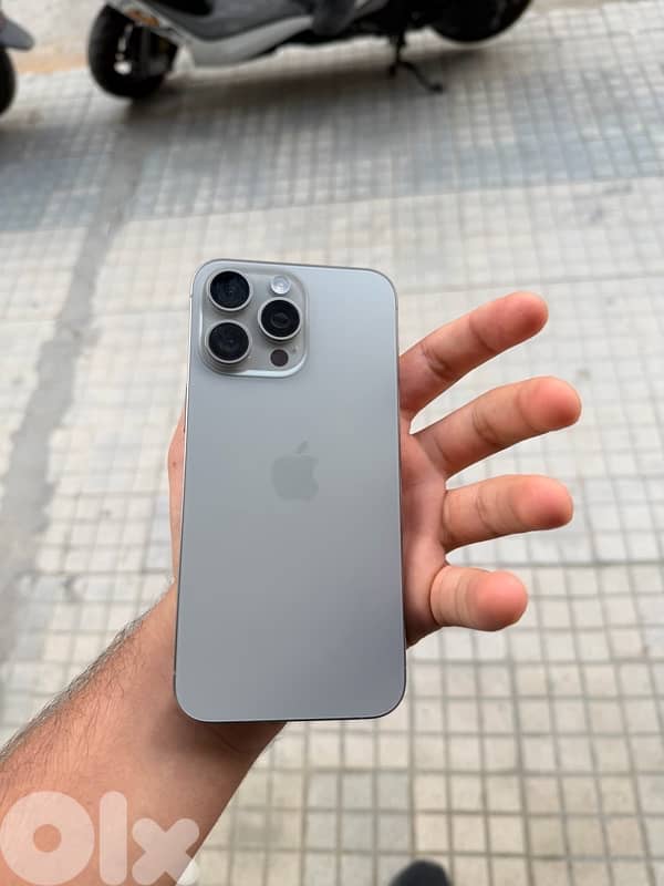 iphone 15 pro max 0