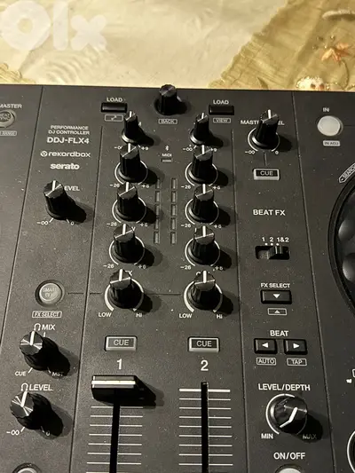 Pioneer DDJ FLX 4 - Like New