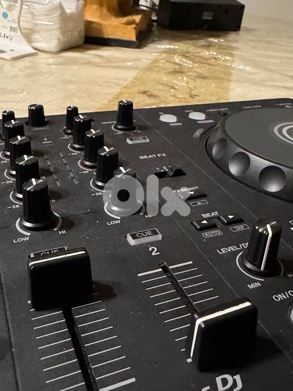 Pioneer DDJ FLX 4 - Like New 2
