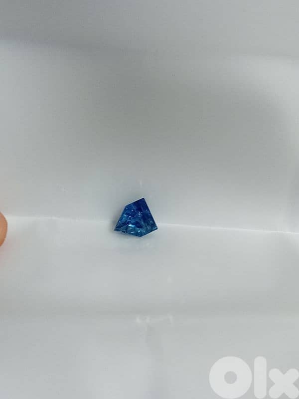 certified sapphire 3.9 ct 0