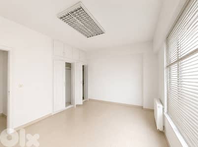 L21271- 170 SQM Office in Prime Location For Rent in Achrafieh, Sodeco