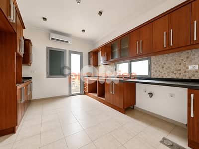 Apartment For Sale In Manara – CPBHS10