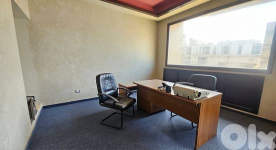 RAO26-5094 Office 90m² for Rent – Sin El Fil