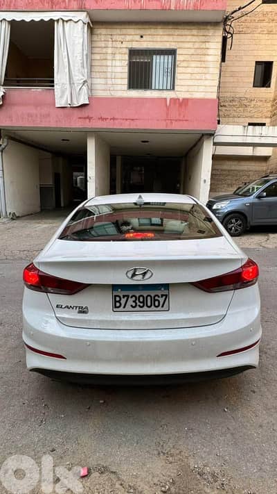 Hyundai Elantra 2017