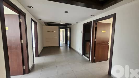 AH-HKL-551 Office 250 sqm for Rent in Verdun – Prime Location