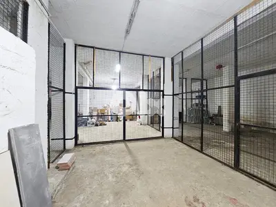 GMC187LG Warehouse for rent in Gemmayzeh -  مستودع للإيجار في الجميزة