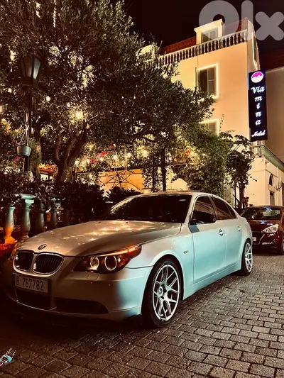 BMW 5-Series 2004