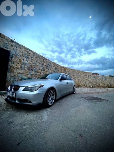 BMW 5-Series 2004